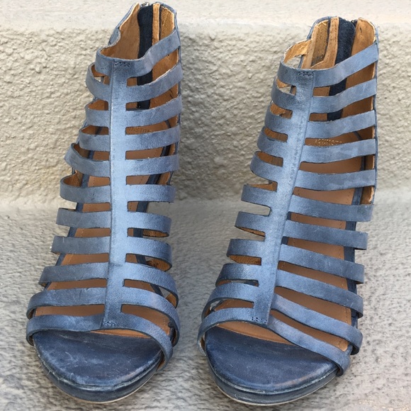 Johnston & Murphy Women's Nadine Wedge - Picture 3 of 8